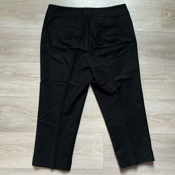 Ann Taylor Signature Cuffed Capris 8 - Picture 5 of 5